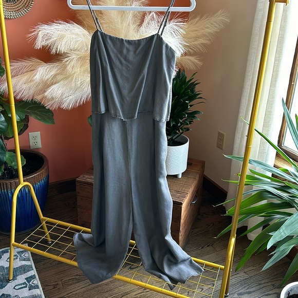 NWT 1250C spaghetti strap romper - Picture 2 of 6